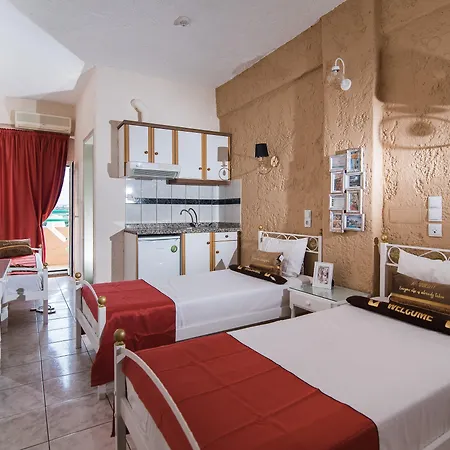 Oasis Hotell *