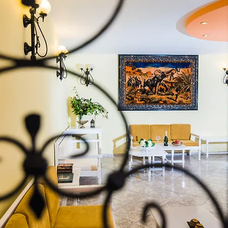 Oasis Hotell